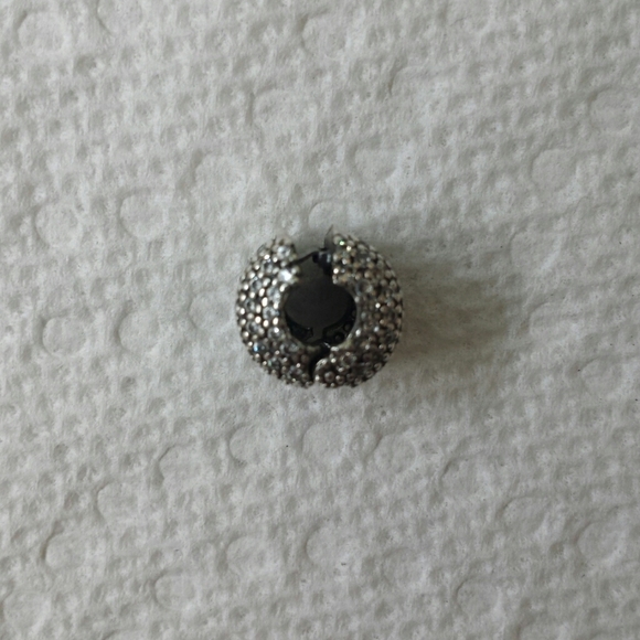 Pandora Sparkly Clip Charm - Picture 7 of 7